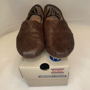 Brown Bobs Women’s 8 Memory Foam